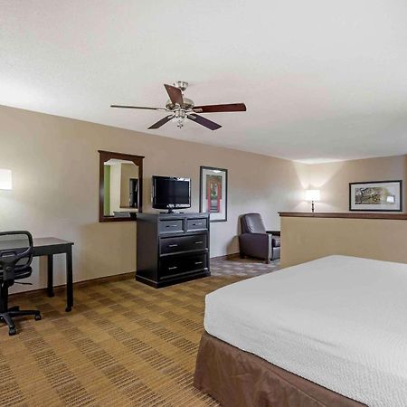 Extended Stay America Select Suites - Atlanta - Clairmont Chamblee Exterior photo