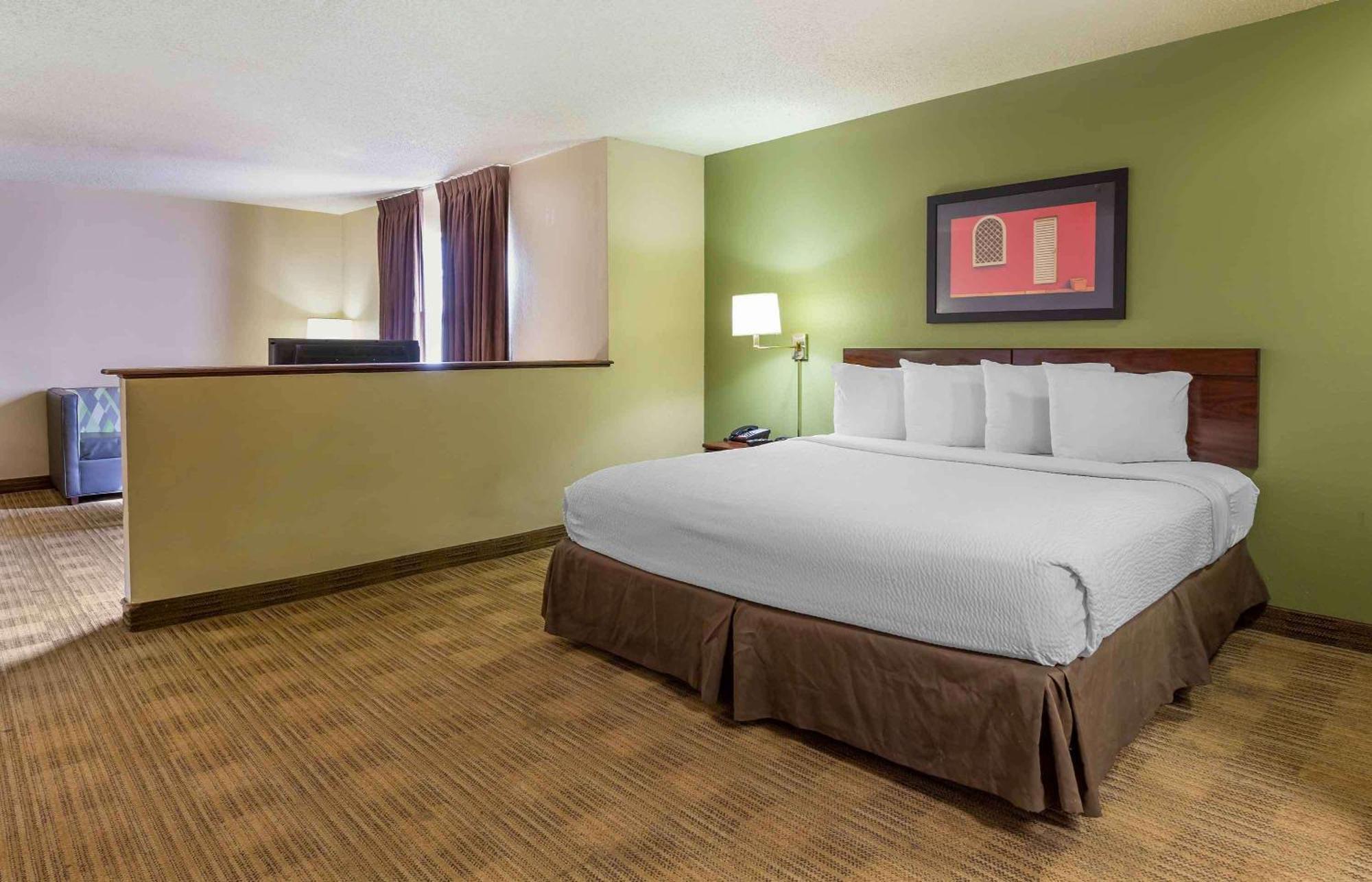 Extended Stay America Select Suites - Atlanta - Clairmont Chamblee Exterior photo